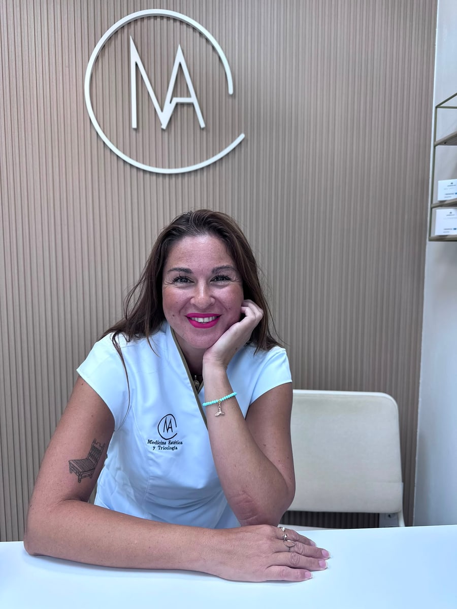 Nuria Cueto, Técnico de la clínica